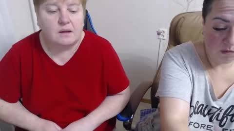 Snapshot of hotfiremommy chatting on October 10, 2025, 5:23 pm LimonkaFire online show from October 10, 2025, 5:23 pm