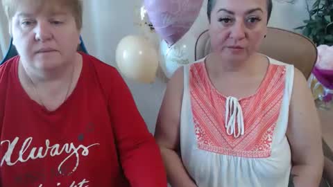 Snapshot of hotfiremommy chatting on October 16, 2025, 6:47 am LimonkaFire online show from October 16, 2025, 6:47 am