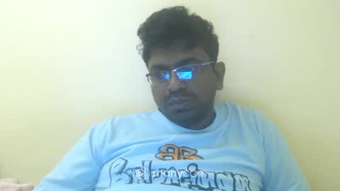 hotgluteus4321 online show from April 13, 2026, 7:03 am