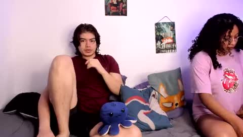 Snapshot of hothoneychile chatting on June 26, 2026, 4:17 am Sam and Nico online show from June 26, 2026, 4:17 am