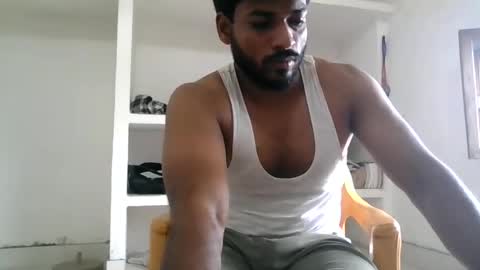 Snapshot of hothunkman352176 chatting on June 29, 2026, 6:52 am hothunkman352176 online show from June 29, 2026, 6:52 am
