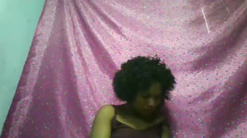 veronique online show from October 30, 2025, 2:07 pm