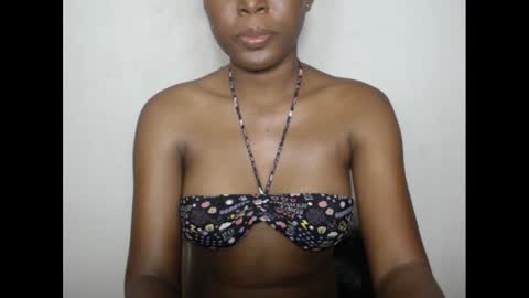 hotjessie0 online show from February 13, 2025, 4:54 am