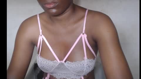 hotjessie0 online show from October 6, 2025, 4:54 am