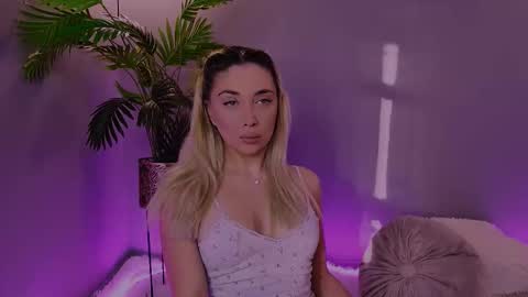 Snapshot of hotjessxx chatting on January 15, 2026, 7:24 am Maria online show from January 15, 2026, 7:24 am