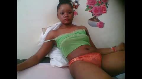 LOYCE online show from October 26, 2025, 10:21 am