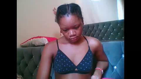 LOYCE online show from November 16, 2025, 9:48 am