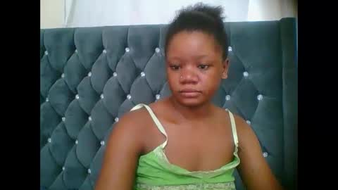 LOYCE online show from December 21, 2025, 2:46 pm