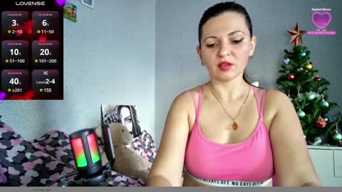 Snapshot of hotkleoo chatting on December 24, 2024, 6:55 am MistressM online show from December 24, 2024, 6:55 am