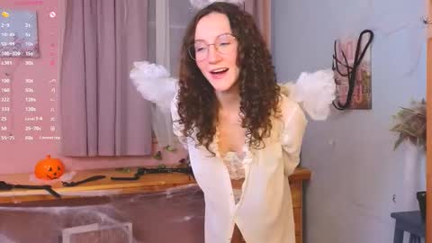 Allison  online show from October 27, 2025, 6:45 pm