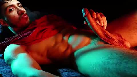 Hotlatinking online show from December 14, 2025, 2:28 am