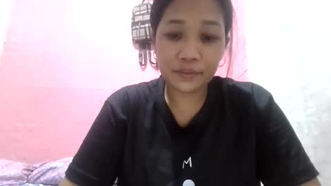 hotlavender online show from December 14, 2025, 1:05 pm