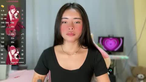 Snapshot of hotloveaxx chatting on March 28, 2026, 3:00 pm Vea online show from March 28, 2026, 3:00 pm