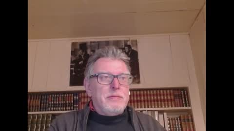 hotlux_54 online show from February 15, 2025, 5:28 pm