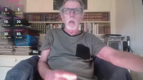 hotlux_54 online show from May 24, 2026, 7:57 am