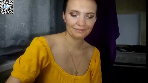hotmamaqueen234 online show from June 29, 2026, 12:39 am