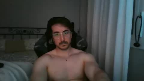 hotman_40_ online show from April 15, 2026, 8:31 pm