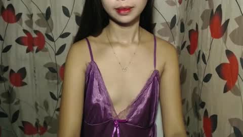 hotmom_gia online show from November 23, 2025, 1:00 pm