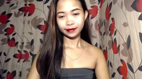 hotmom_gia online show from December 5, 2025, 9:51 am