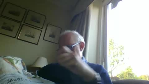 Snapshot of hotmuff99 chatting on November 17, 2025, 9:04 am hotmuff99 online show from November 17, 2025, 9:04 am