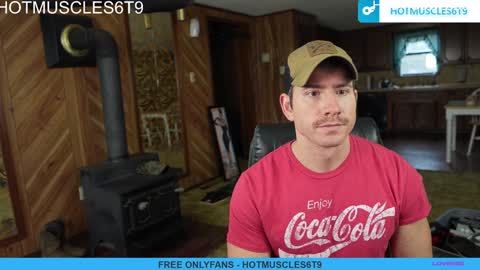Snapshot of hotmuscles6t9 chatting on February 5, 2025, 4:03 pm hotmuscles6t9 online show from February 5, 2025, 4:03 pm