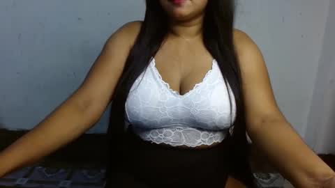 Snapshot of hotmuskan21 chatting on October 4, 2025, 6:39 pm Muskan online show from October 4, 2025, 6:39 pm