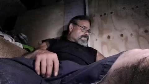 hotnriv13 online show from April 7, 2026, 5:08 am