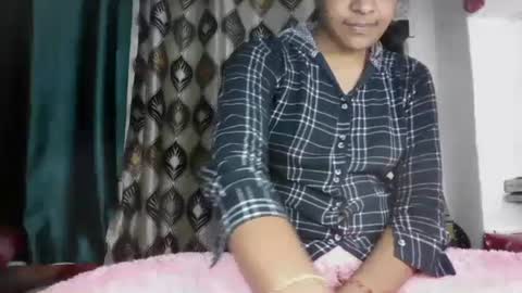 Snapshot of hotnsweetindian chatting on January 19, 2025, 1:55 pm lola online show from January 19, 2025, 1:55 pm