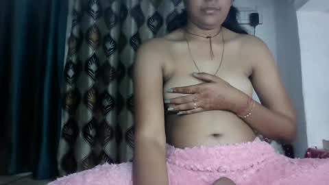 Snapshot of hotnsweetindian chatting on February 28, 2025, 3:04 pm lola online show from February 28, 2025, 3:04 pm
