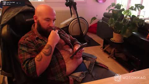 Hotokkar online show from October 6, 2025, 4:48 pm