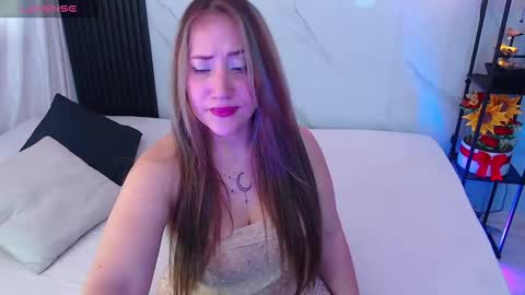 Sussy Bloom  online show from October 14, 2025, 6:52 pm