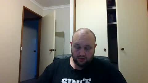 hotrodder323 online show from December 6, 2024, 9:10 am