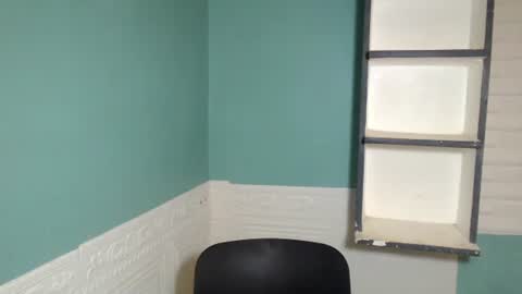 Snapshot of hotsexyaveryxx chatting on November 13, 2025, 6:18 pm Suzete online show from November 13, 2025, 6:18 pm