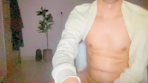 Snapshot of hotsexythighs chatting on July 4, 2026, 12:39 am Jack online show from July 4, 2026, 12:39 am