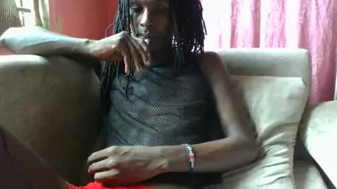 hotshadowx online show from April 9, 2026, 10:42 am