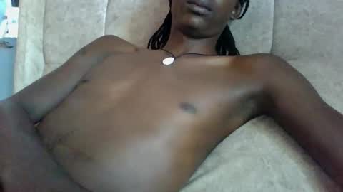 Snapshot of hotshadowx chatting on April 13, 2026, 5:46 am hotshadowx online show from April 13, 2026, 5:46 am