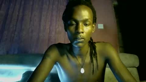 Snapshot of hotshadowx chatting on May 18, 2026, 5:08 pm hotshadowx online show from May 18, 2026, 5:08 pm
