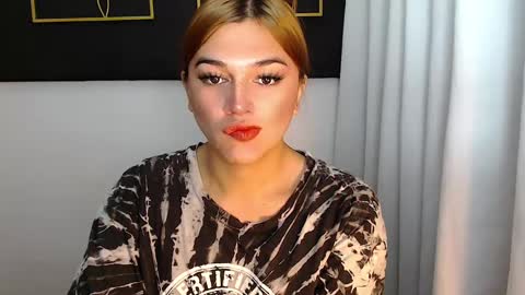 Snapshot of hotstellacumxxx chatting on December 4, 2024, 4:54 am STELLA online show from December 4, 2024, 4:54 am