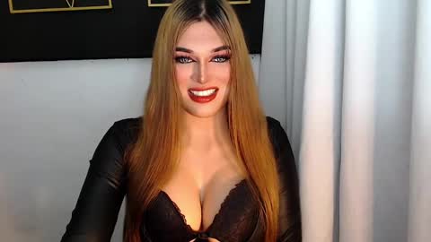 Snapshot of hotstellacumxxx chatting on January 11, 2025, 4:27 am STELLA online show from January 11, 2025, 4:27 am