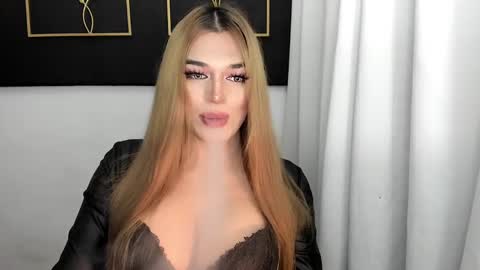 Snapshot of hotstellacumxxx chatting on March 8, 2025, 7:27 am STELLA online show from March 8, 2025, 7:27 am