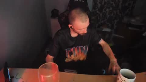 Snapshot of hotsummer1996 chatting on March 11, 2025, 6:30 pm hot online show from March 11, 2025, 6:30 pm