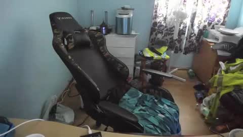 Snapshot of hotsummer1996 chatting on October 16, 2025, 3:02 pm hot online show from October 16, 2025, 3:02 pm