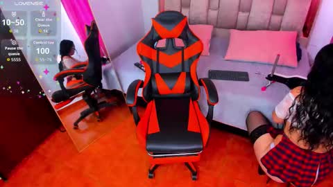 Snapshot of hotsummer8 chatting on November 24, 2025, 12:05 pm Rick n Summer online show from November 24, 2025, 12:05 pm