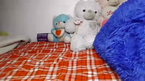 Amalia online show from February 9, 2026, 6:56 pm