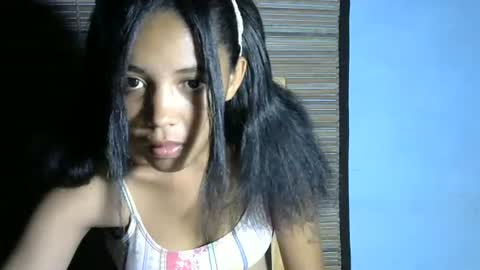 Snapshot of hott_beauty chatting on November 30, 2025, 3:43 am MULAN online show from November 30, 2025, 3:43 am