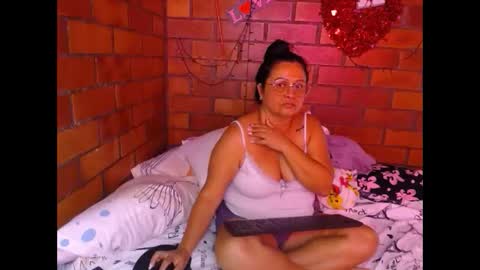Snapshot of hottasttywoman chatting on September 16, 2025, 3:46 pm victorya karolyna online show from September 16, 2025, 3:46 pm