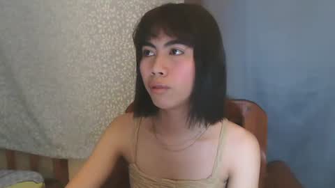 hottestdella69 online show from November 3, 2025, 11:11 am