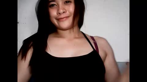 Snapshot of hottie_asianbabe chatting on October 18, 2025, 1:41 am Leen online show from October 18, 2025, 1:41 am