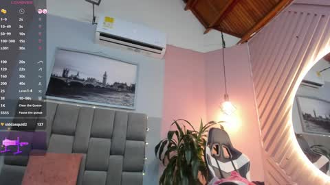 Snapshot of hottie_mine_ chatting on December 22, 2024, 8:47 pm 2pm - 9pm GMT-5 online show from December 22, 2024, 8:47 pm