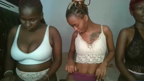 hottie_mistie online show from April 26, 2026, 8:23 am